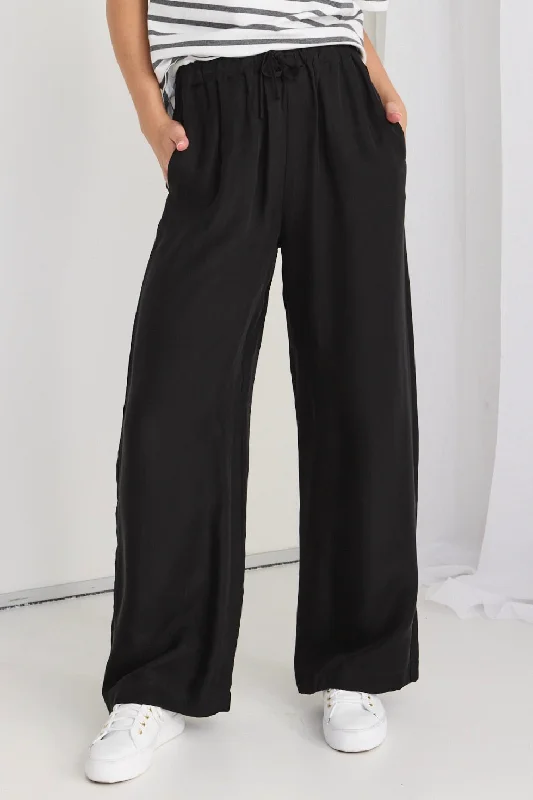 Stylish wide-leg pants for bold evening looks -Riverside Black Luxury Blend Pull On Wideleg Pants