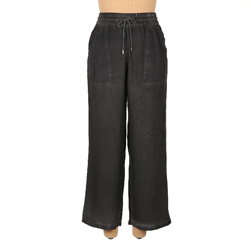 Stylish wide-leg pants for bold evening looks -Novica Handmade Simple Style In Black Stonewashed Palazzo Pants