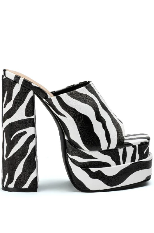 LYLA CHUNKY SANDAL IN ZEBRA