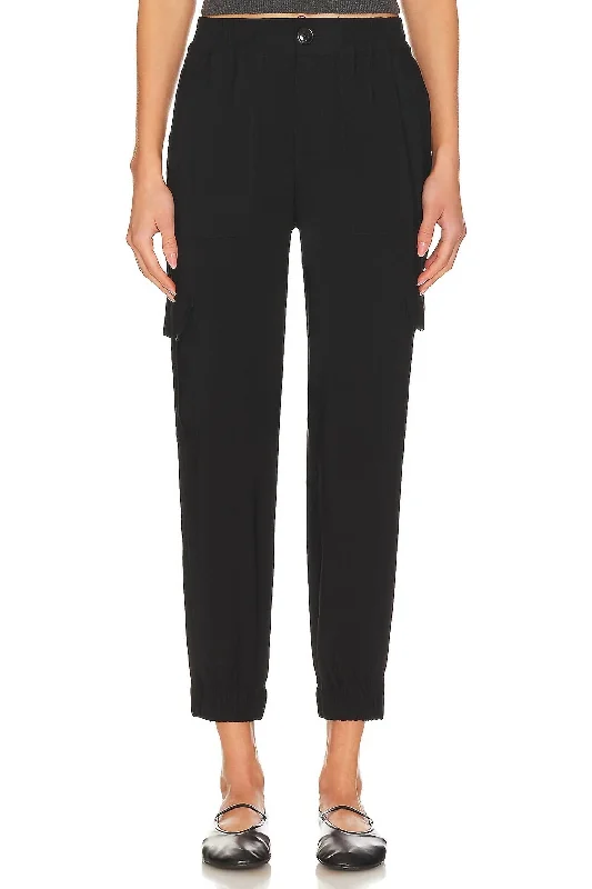 Tight trousers for women with elastic waistband for comfortable all-day wear -High Rise Harmony Pants In Black