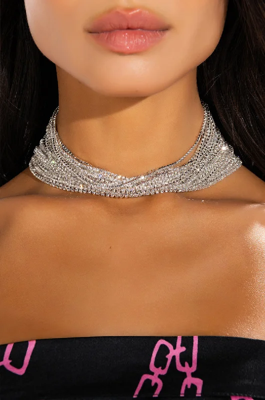 MISS HILTON THICC RHINESTONE CHOKER