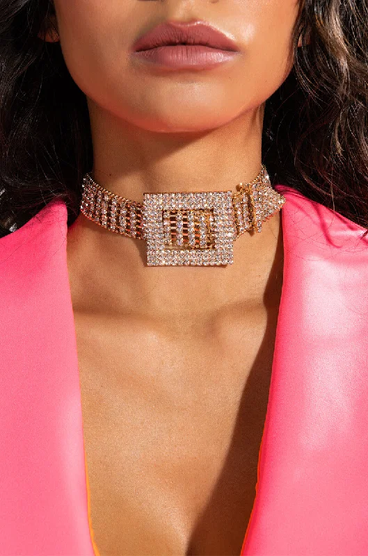 AMARA BUCKLE STATEMENT CHOKER