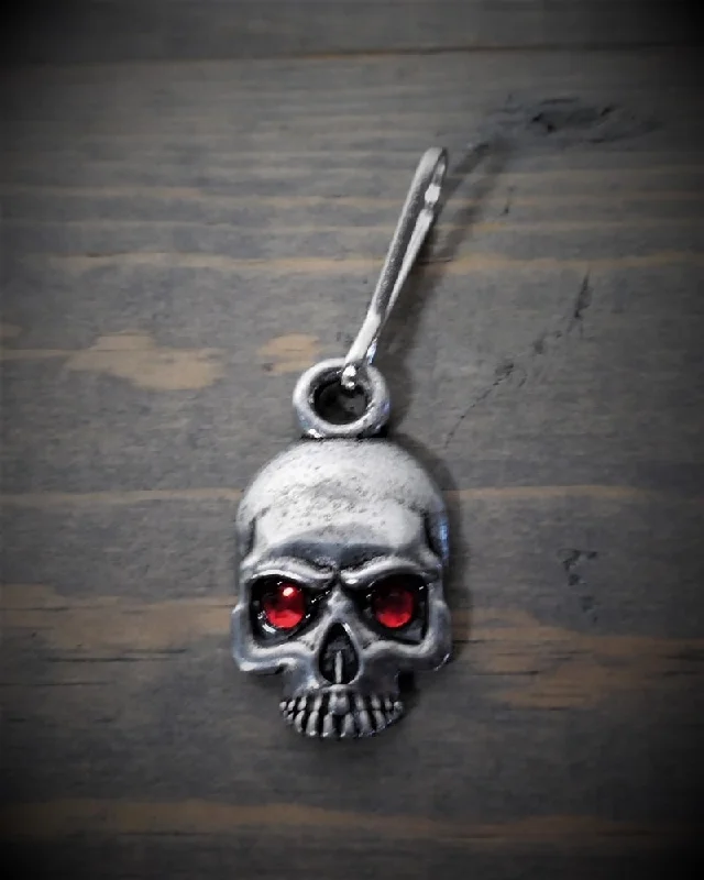 Best necklaces and pendants with vintage lockets for a nostalgic, sentimental look-BZP-36 Skull Diamond Zipper Pull