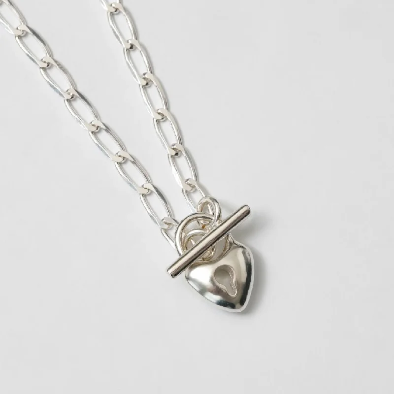 Beautiful necklaces and pendants with geometric shapes for a modern, artistic design-Heart Toggle Necklace (Silver)