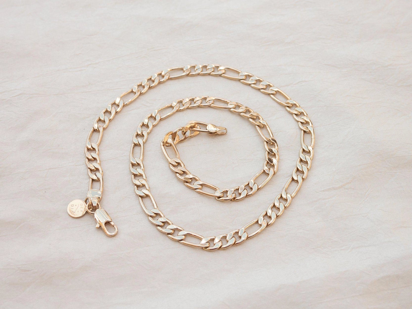 Personalized necklaces and pendants with initials for a customized and meaningful gift-Thick Gold Figaro Chain Necklace